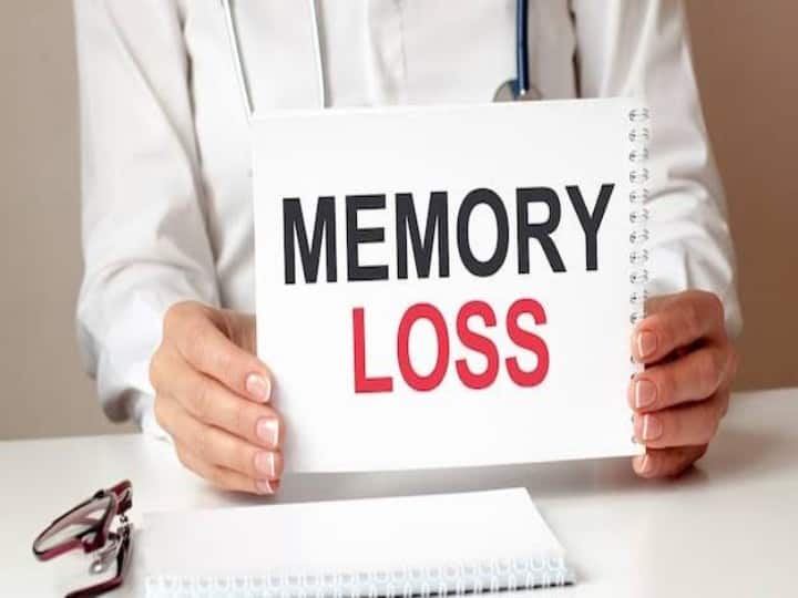 are you suffer memory loss these things can be reason for memory loss बार-बार कहीं भी सामान रखकर भूल जाना नॉर्मल नहीं है! ये इस बीमारी की वजह से भी हो सकता है