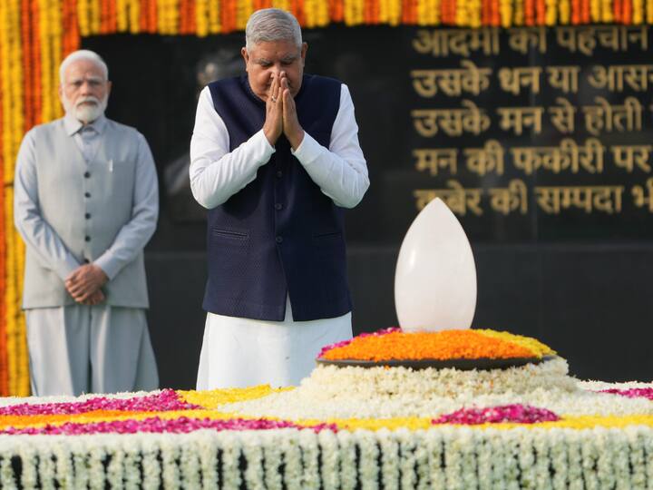 Vice President Jagdeep Dhankhar pays tribute to former PM Atal Bihari Vajpayee on his death anniversary. (Image Source: PTI)
