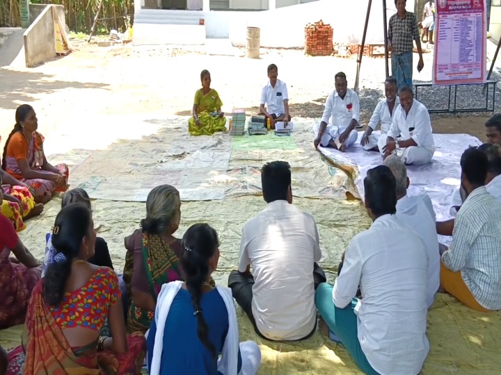 மயிலாடுதுறை அருகே  அனைவரது பாராட்டையும் பெற்ற ஊராட்சி தலைவர் - காரணம் என்ன..?