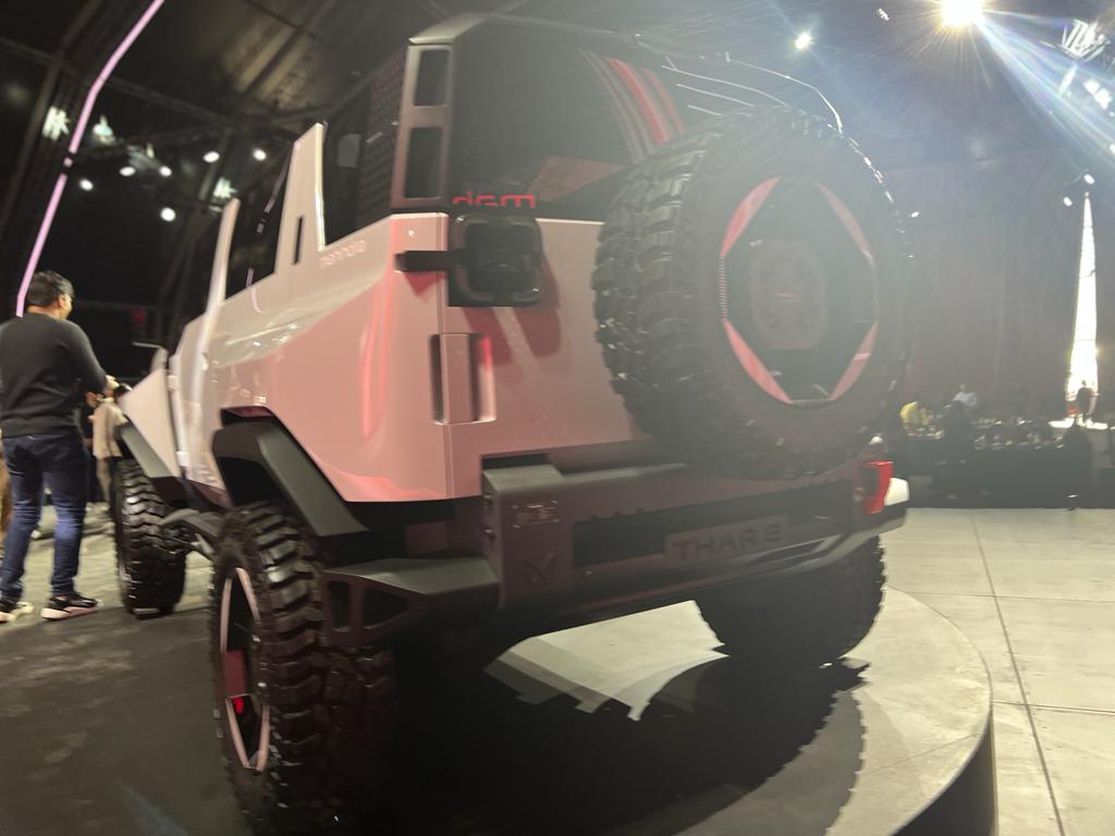 Mahindra Thar Electric: அறிமுகமாகிறது மஹிந்திரா எலக்ட்ரிக் தார்..! எப்போது விற்பனைக்கு வரும்? சிறப்புகள் என்னென்ன?