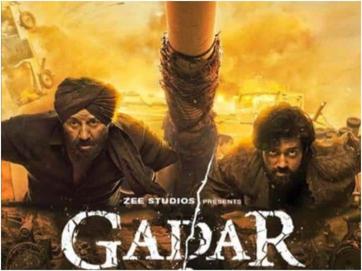 Gadar 2 Box Office Collection Day 6 sunny deol film earn up to Rs 35 crore and Crosses 262 Cr Net India Gadar 2 Box Office Collection Day 6: छठें दिन भी Gadar 2 ने की छप्पड़-फाड़ कमाई,  Sunny Deol की ब्लॉकबस्टर फिल्म का कलेक्शन जानिए