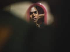 ప్రేమించాడు, పెళ్లి చేసుకుంటానన్నాడు - ట్రాన్స్ జెండర్ గా మార్చి డబ్బులతో పరారయ్యాడు!