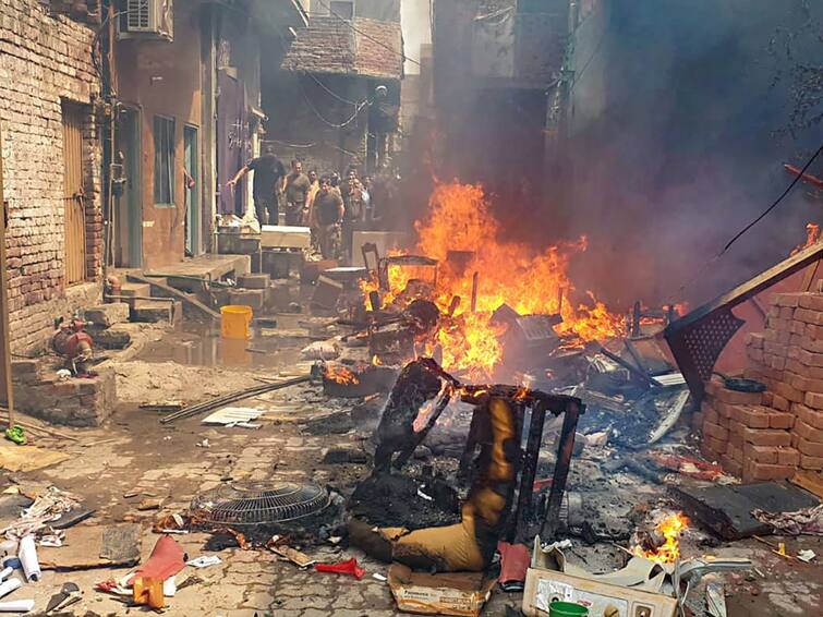 Pakistan Riots: Faislabad Jaranwala Christian Settlement Cordoned Off 50 Houses Burnt Over Blasphemy Allegations Pakistan Riots: Christian Settlement Cordoned Off As 50 Houses Torched Over Blasphemy Allegations