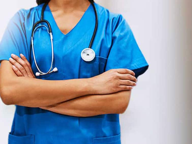 Job Vacancy Female Nurses can apply for jobs in Saudi Arabian Ministry Tamil Nadu Govt Information Job Vacancy: சவுதி அரேபியாவில் பணிபுரிய வாய்ப்பு - பெண் செவிலியர்கள் விண்ணப்பிக்கலாம் - 28-ம் தேதி நேர்காணல்