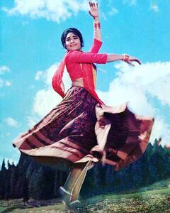 जब सुपरस्टार ने तोड़ दिया दिल तो फैन के साथ रचा ली शादी, ऐसी है खूबसूरत एक्ट्रेस वैजयंती माला की लव लाइफ