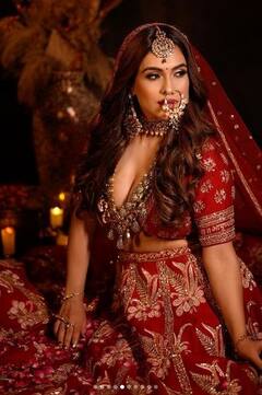 Neha Malik: ਇੰਨੀ ਹੌਟ ਦੁਲਹਨ ਤੁਸੀਂ ਪਹਿਲਾਂ ਨਹੀਂ ਵੇਖੀ ਹੋਵੇਗੀ, ਨੇਹਾ ਮਲਿਕ ਦੇ ਲੁੱਕ ਨੇ ਉੱਡਾਏ ਫੈਨਜ਼ ਦੇ ਹੋਸ਼