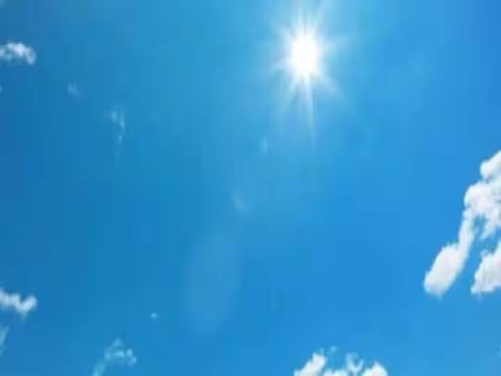 uttar pradesh weather update Due to less rain in Uttar Pradesh temperature rises UP Weather: अब उत्तर प्रदेश में गर्मी करेगी बेहाल, लगातार बढ़ रहा अधिकतम तापमान