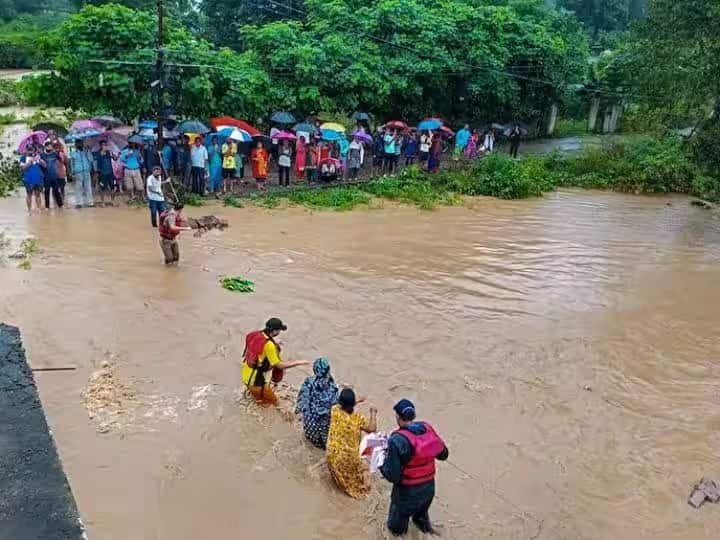 imd-weather-update-red-alert-in-himachal-uttarakhand-heavy-rainfall-in-bihar-sikkim-up-delhi marathi news Weather Update : हिमाचल-उत्तराखंडमध्ये रेड अलर्ट तर, दिल्ली-यूपीमध्ये मुसळधार पाऊस; वाचा हवामान विभागाचा अंदाज