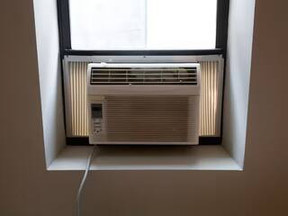 Air Conditioner: ਵਿੰਡੋ AC ਖਰੀਦ ਰਹੇ ਹੋ ਤਾਂ ਇਨ੍ਹਾਂ 5 ਗੱਲਾਂ ਦਾ ਰੱਖੋ ਧਿਆਨ, ਨਹੀਂ ਤਾਂ ਰਾਤਾਂ ਦੀ ਨੀਂਦ ਹੋ ਜਾਵੇਗੀ ਖ਼ਰਾਬ!