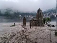 కోలుకోలేని దెబ్బ తీసిన వర్షాలు, హిమాచల్ ఉత్తరాఖండ్‌లో 81 మంది మృతి