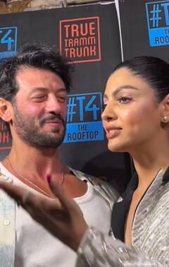 जद हदीद ने रखा आकांक्षा के सीने पर हाथ...Kiss करने के बहाने की ये शर्मनाक हरकत, हुए बुरी तरह ट्रोल