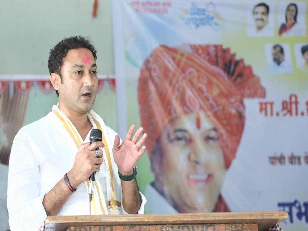 Sandeep Kshirsagar : बीड जिल्हा धनंजय मुंडेंचा नाही तर शरद पवारांचा, सभेला लोकांची ढगफुटी होईल : संदीप क्षीरसागर Maharashtra politiics Beed district does not belong to Dhananjay Munde but to Sharad Pawar says ncp mla Sandeep Kshirsagar Sandeep Kshirsagar : बीड जिल्हा धनंजय मुंडेंचा नाही तर शरद पवारांचा, सभेला लोकांची ढगफुटी होईल : संदीप क्षीरसागर