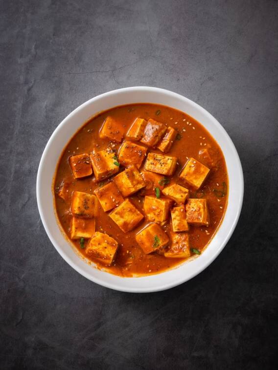 खाने से जुड़ी ये गलतियां कभी ना करें, खाना हो जाएगा जहरीला