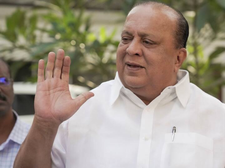 Maharashtra Politics: क्या अजित गुट के साथ आएंगे शरद पवार? NCP विधायक हसन मुश्रीफ बोले- हम चाहते हैं वो... Maharashtra NCP Chief Sharad Pawar will Join Ajit Pawar Faction Hasan Mushrif Reply Congress Leader Vijay Wadettiwar Maharashtra Politics: क्या अजित गुट के साथ आएंगे शरद पवार? NCP विधायक हसन मुश्रीफ बोले- हम चाहते हैं वो...