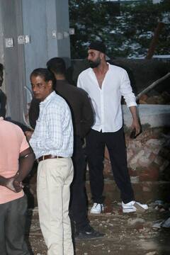 Ranbir Alia New Home: कितना बनकर तैयार हुआ आलिया भट्ट-रणबीर कपूर का घर, तस्वीरों में देखें झलक...