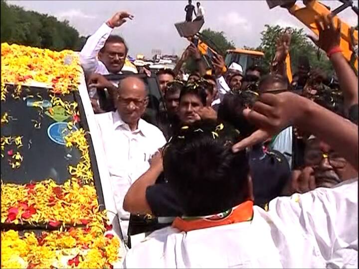 शरद पवारांची (Sharad Pawar) आज बीडमध्ये (Beed) स्वाभिमान सभा आयोजित करण्यात आली आहे.