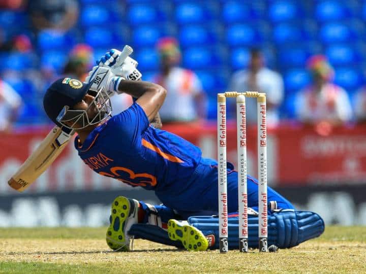 Saba Karim has backed Suryakumar Yadav and Ishan Kishan as the best replacement options at number 4 and 5 सूर्यकुमार यादव और ये खिलाड़ी हो सकता है मिडिल ऑर्डर में बेस्ट ऑप्शन, पूर्व सिलेक्टर का दावा