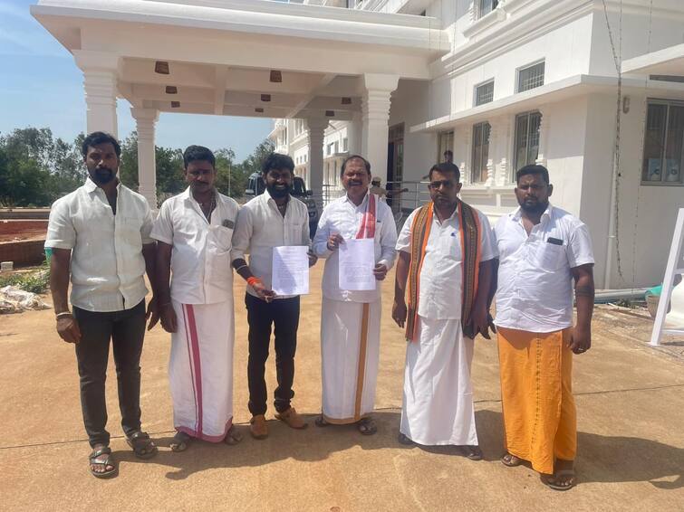 Arjun Sampath urged to arrest Jawahirullah under National Security Act TNN இந்து கடவுள் தவறாக சித்தரிப்பு; ஜவாஹிருல்லாவை தேசிய பாதுகாப்பு சட்டத்தில் கைது செய்ய அர்ஜூன் சம்பத் வலியுறுத்தல்