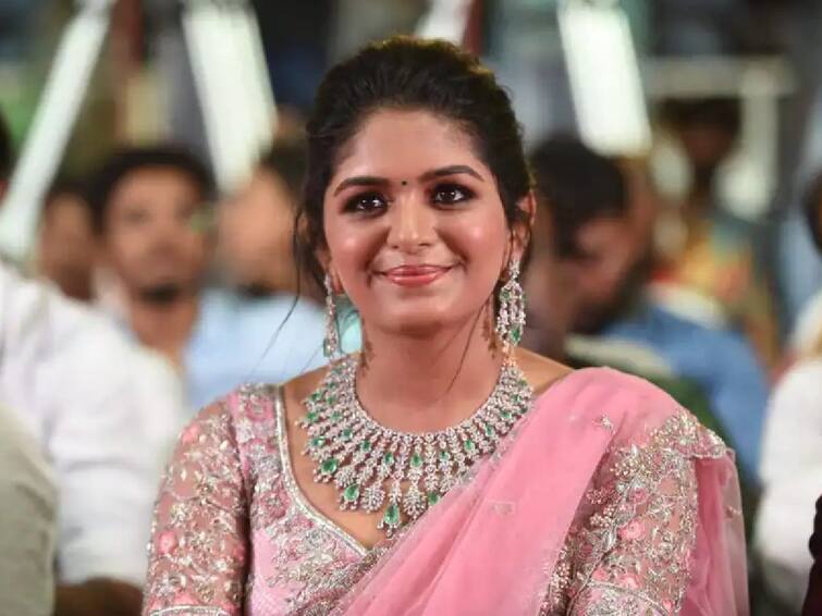Aditi Shankar Vannaarapettaila song Controversy from Maaveeran Movie Details Aditi Shankar: பாடிய இரண்டு பாடலும் சர்ச்சை.. வாய்ப்புகளை தட்டிப் பறிக்கிறாரா அதிதி சங்கர்?