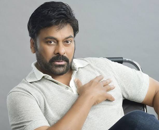 தற்போது அவர் அங்கு ஓய்வு எடுத்து வருவதாக கூறப்படுகிறது. அவர் விரைவில் குணமடைய ரசிகர்கள் பிரார்த்தனை செய்து வருகின்றனர்.