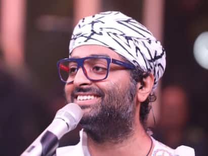 Indian Star Arijit Singh becomes the third most followed artist on Music Streaming Platform Spotify beats Taylor Swift Billie Eilish Arijit Singh: ফলোয়ার সংখ্যার নিরিখে বিশ্বে তৃতীয় অরিজিৎ সিংহ, পিছনে ফেললেন টেলর স্যুইফ্ট-বিলি আইলিশকে