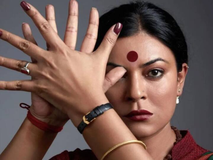 अभिनेत्री सुष्मिता सेनची ताली ही वेब सीरिज 15 ऑगस्ट रोजी ओटीटीवर रिलीज झाली आहे. जर तुम्ही अजून वेब सीरिज पाहिली नसेल तर या वीकेंडला तुम्ही ही वेब सीरिज बिंच वॉच करु शकता.  दिग्दर्शक रवी जाधव या वेब सीरिजचं दिग्दर्शिन केलं आहे. क्षितीज पटवर्धन यांनी आ वेब सीरिजचं लेखन केलेलं आहे. अनेकांनी सोशल मीडियाच्या माध्यमातून या वेब सीरिजचं कौतुक केलं आहे.