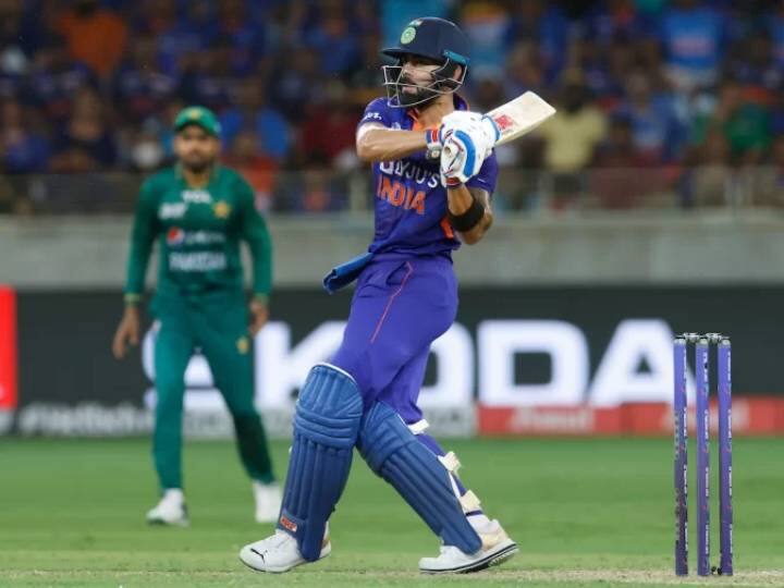 IND vs PAK: चंद मिनटों में बिके भारत-पाक मैच के महंगे टिकट, कीमत जानकर उड़ जायेंगे आपके भी होश
