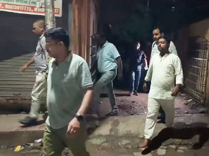 ACB Team Raid in Nalanda ITO Dharmendra Kumar Arrested While Taking 10 Thousand Rupees Bribe ann Bihar News: नालंदा में ACB की टीम ने देर रात तक की छापेमारी, इनकम टैक्स कार्यालय से ITO को घूस लेते किया गिरफ्तार