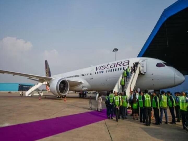 Vistara Flight Delayed For 8 Hours At Delhi Airport Over 3 Bombs Call know more details here Bomb threat: 