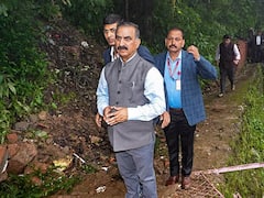 कुदरत की मार से संकट में पहाड़ी राज्य हिमाचल प्रदेश, इन राज्यों के CM ने बढ़ाए मदद के हाथ