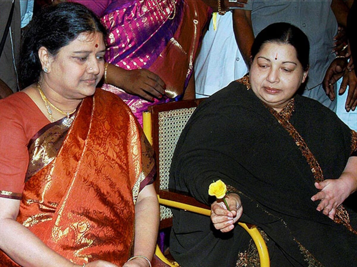 Sasikala Birthday:  ’தொண்டர்களுக்கு ஒளிமயமான எதிர்காலம் காத்திருக்கிறது என்ற சசிகலா’ முதலில் அவருக்கு அரசியலில் எதிர்காலம் இருக்கிறதா..?