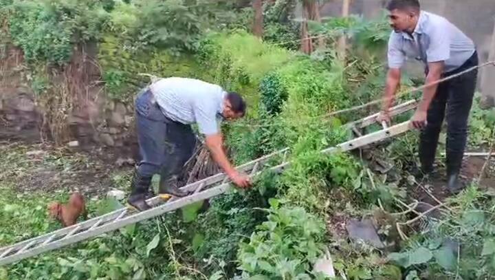 कोथरुड परिसरातील कुंबरे गार्डन भागात ही मोठी विहीर आहे.