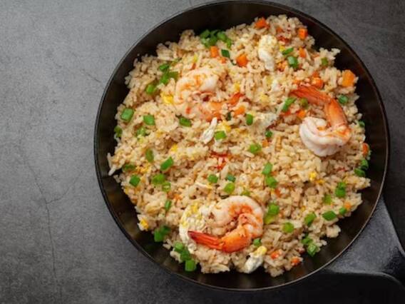 Mixed Fried Rice: बची हुई सब्जी और चावल से बनाएं यह खास मिक्स फ्राइड राइस, सिर्फ 10 मिनट में बनकर तैयार