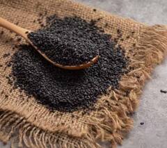 Health Tips: ਰਸੋਈ ਦਾ ਇਹ ਮਸਾਲਾ ਸਿਹਤ ਤੋਂ ਲੈ ਕੇ ਵਾਲਾਂ ਨੂੰ ਕਾਲੇ ਕਰਨ ਤੱਕ ਕਰਦਾ ਕਮਾਲ...ਜਾਣੋ ਇਸ ਦੇ ਫਾਇਦਿਆਂ ਬਾਰੇ