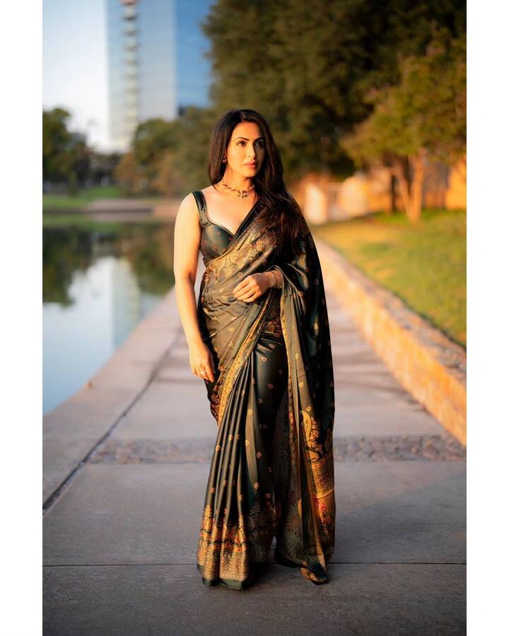 సోషల్ మీడియాలో యాక్టివ్ గా ఉండే నందిని..ఎప్పటికప్పుడు లేటెస్ట్ ఫొటోస్ షేర్ చేస్తుంటుంది.(Image Credit: Nandini Rai/Instagram)