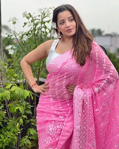 Bhojpuri Actor Monalisa Stuns In A Pink Saree; See Pics