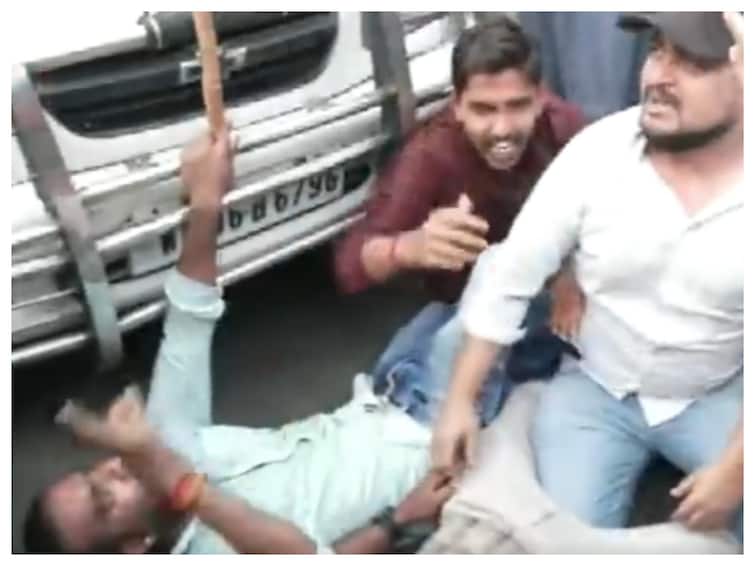Jadavpur University Student Death Bengal Removal Of BJP Youth Wing's Protest Stage By Police Triggers Clash BJYM Bengal Student Death: Removal Of BJP Youth Wing's Protest Stage By Police Triggers Clash