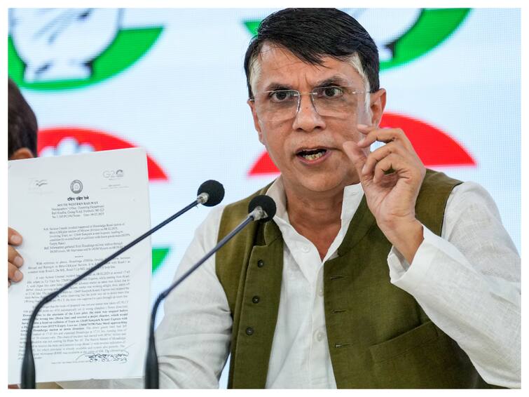 Congress Pawan Khera Hits Out At Centre Over Football Betting App Dani Data 'Scam' Narendra Modi Amit Shah Gujarat 'Govt Now Travel Agency For Fraudsters': Congress Hits Out At Centre Over Chinese Betting App 'Scam'