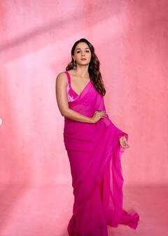 'व्हॉट झुमका' से  Alia Bhatt की साड़ियां तक बन गईं ट्रेंड, लेकिन आशा भोंसले को जरा रास नहीं आया ये रिमिक्स