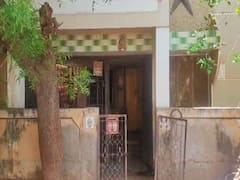 தண்ணீர் மட்டுமே குடித்து வாழ்ந்த பரிதாபம்; வறுமையால் தற்கொலை செய்த அரசு உயரதிகாரி குடும்பம் - மதுரையில் சோகம்