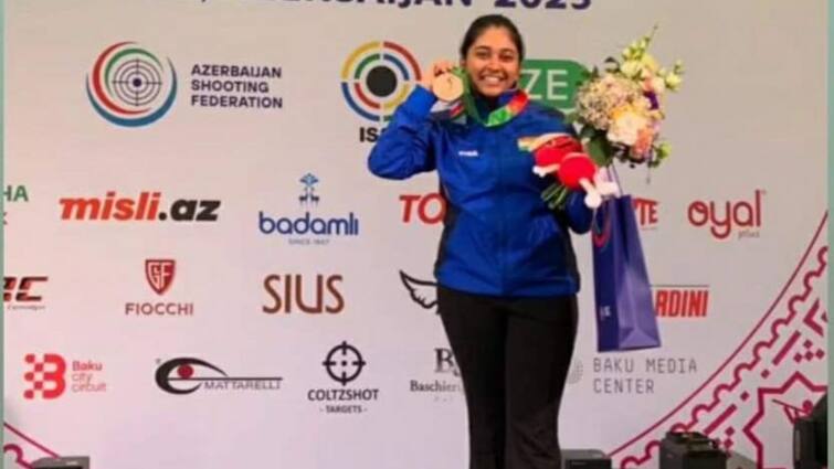 Mehuli Ghosh secure Paris Olympics spot with bronze in World Championship in Baku World Championship: বাকুতে বিশ্বচ্যাম্পিয়নশিপে ব্রোঞ্জ, অলিম্পিক্সের যোগ্যতাঅর্জন করলেন মেহুলি ঘোষ