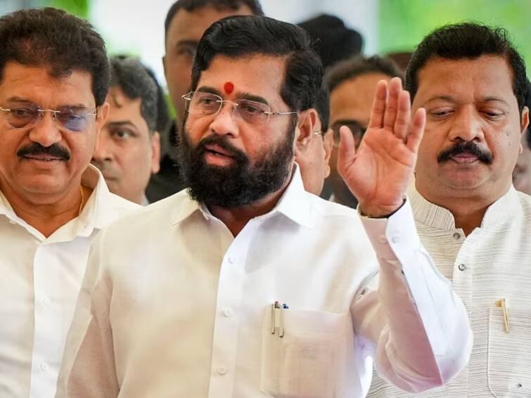 'Maharashtra CM's chair is in danger, there will be a change by September', Says Congress leader సెప్టెంబర్‌లో మహారాష్ట్రకు కొత్త ముఖ్యమంత్రి, కాంగ్రెస్ ఎమ్మెల్యే కీలక వ్యాఖ్యలు - శిందే పదవికి ఎసరు తప్పదా?