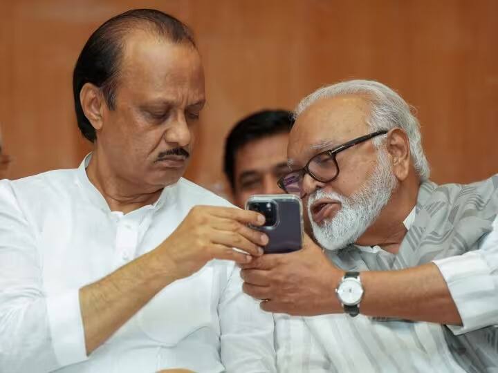 Ajit Pawar Group emphasizes on organizational structure gave district responsibility to Nine ministers Ajit Pawar : अजित पवार गटाकडून पक्षबांधणीवर भर, नऊ मंत्र्यांना तीन ते चार जिल्ह्यांची जबाबदारी