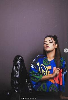 Avneet Kaur: ਅਵਨੀਤ ਕੌਰ ਨੇ ਕਲਰਫੁੱਲ ਆਊਟਫਿਟ 'ਚ ਦਿਖਾਇਆ ਬੋਲਡ ਅਵਤਾਰ, ਫੋਟੋਆਂ ਤੋਂ ਨਜ਼ਰਾਂ ਨਹੀਂ ਹਟਾ ਪਾ ਰਹੇ ਫੈਨਜ਼