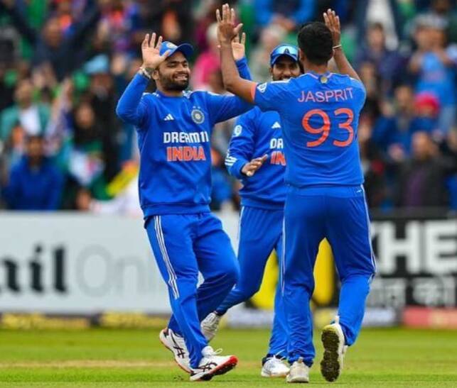 இதில் குஜராத் அணிக்கு எதிராக நடந்த ஆட்டத்தில் கடைசி 5 பந்துகளில் 5 சிக்ஸர் அடிக்க வேண்டிய கட்டாயத்தில் தள்ளப்பட்டது கொல்கத்தா அணி. அப்போது தனி நபராக 5 சிக்ஸர்களை அடித்து அணியை வெற்றி பெற செய்தார்.