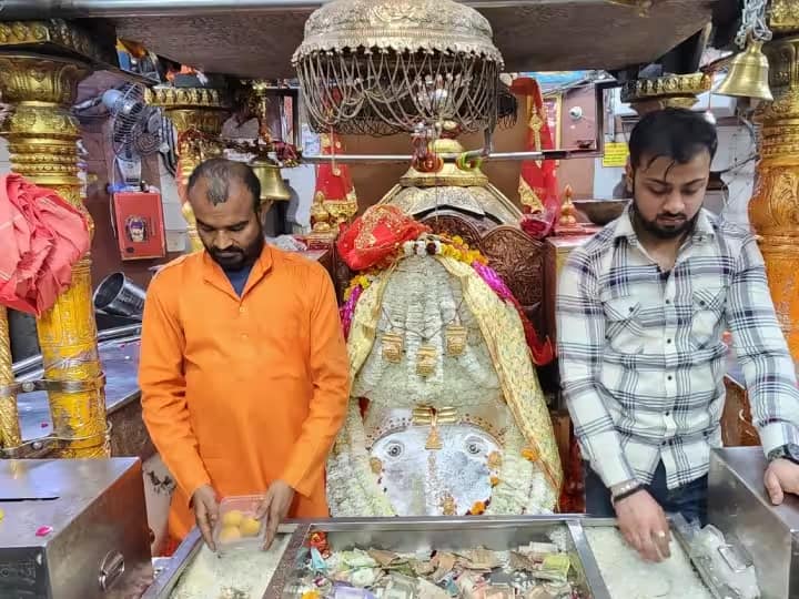 Dress code implemented in famous Kalkaji temple of Delhi ANN Delhi Kalkaji Temple: दिल्ली के प्रसिद्ध कालकाजी मंदिर में लागू हुआ ड्रेस कोड, ऐसे कपड़े पहने तो एंट्री होगी बैन