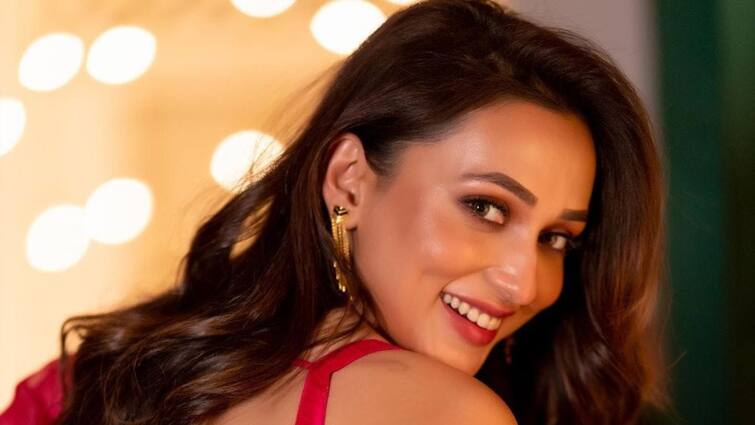 Mimi Chakraborty: Actress Mimi Chakraborty shared a small video from her new work, know what netizen said Mimi Chakraborty: সামনেই নতুন ছবি মুক্তি, তার আগে ফের নতুন চমকের ইঙ্গিত মিমির!