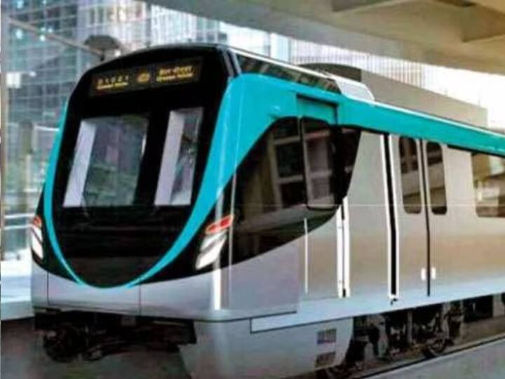 Noida Metro connected with QR code, now you can buy tickets by paying UPI, 40000 passengers benefit ANN Noida Metro: 'QR कोड' से कनेक्ट हुई नोएडा मेट्रो, अब UPI पेमेंट करके खरीद सकेंगे टिकट, 40 हजार यात्रियों को मिलेगा फायदा