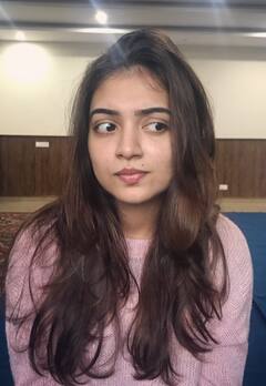 Nazriya with Pet : செல்லப்பிராணியுடன் போட்டோ எடுத்துக்கொண்ட நஸ்ரியா!