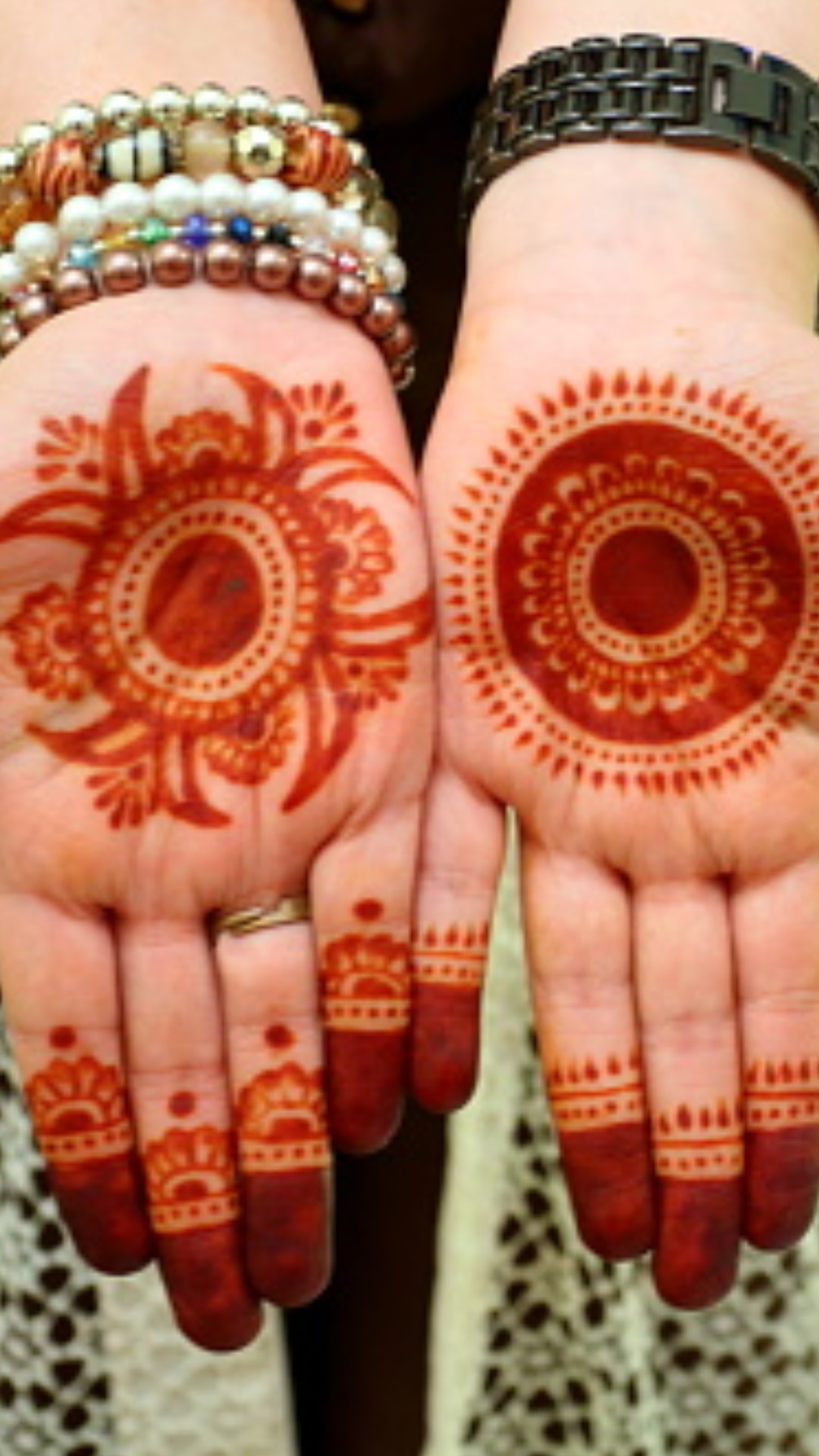 Circle Mehndi Design [AN 6015] | MehndiDig.com